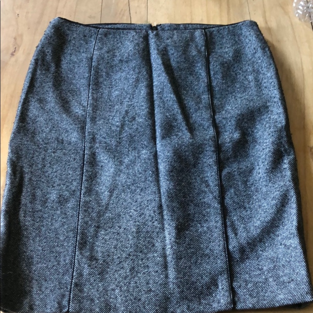 Tweed skirt